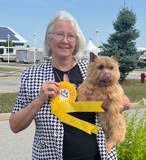 Reba - CH Dralion's Look Who's Talking - New Champion and Group 3